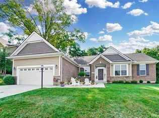 40 English Oak Ln, Springboro, OH 45066