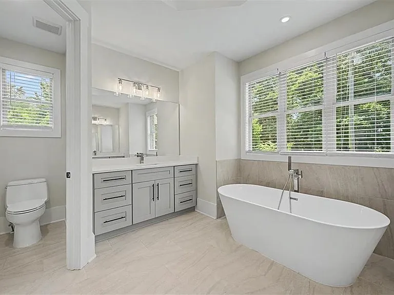 217 Laura Lake Rd — Photo 36