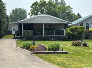 219 Sovereign Cres, Rosetown, SK S0L2V0