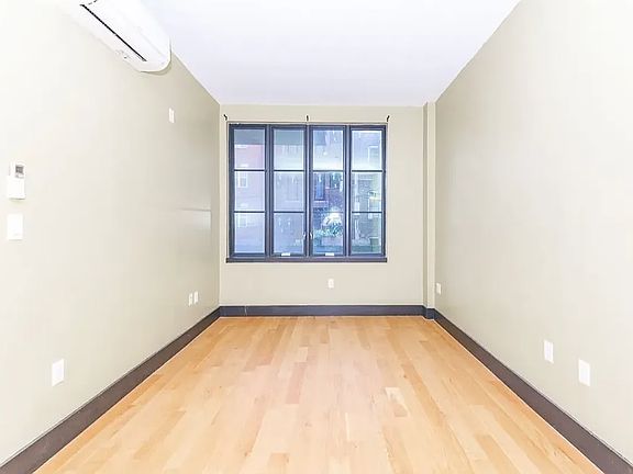 5th image of 82 Jefferson St #5C