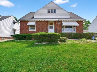 5077 Catherine St, Maple Heights, OH 44137