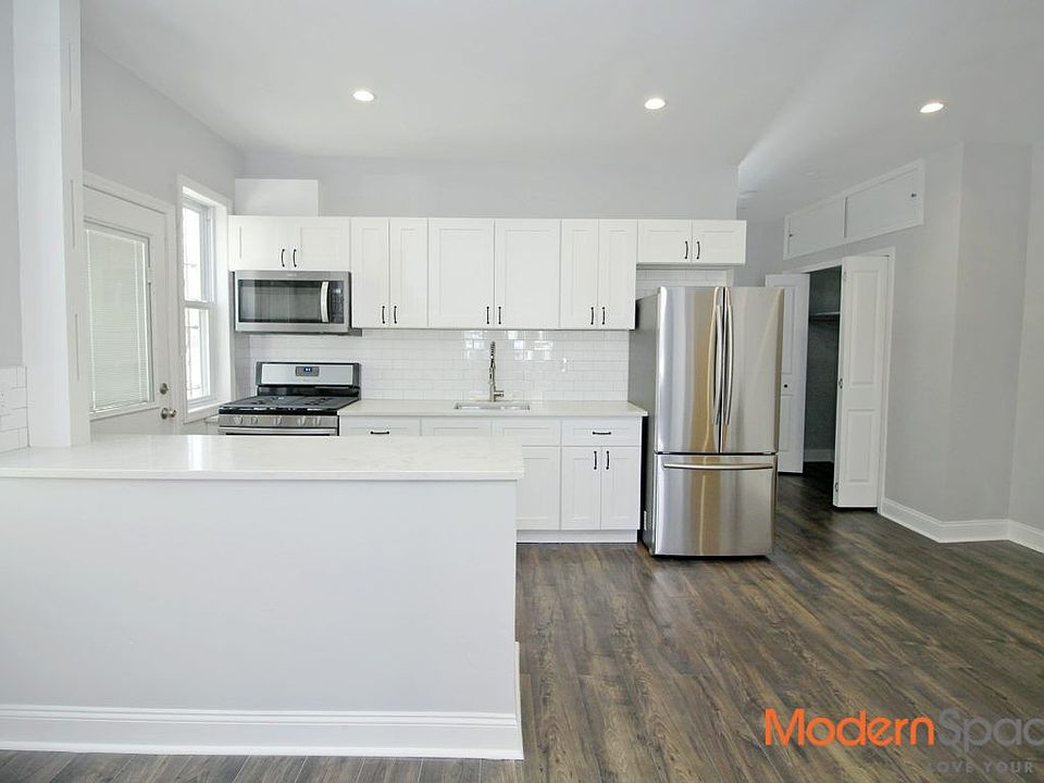 1st image of 2235 24th St #1
