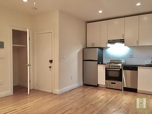 Rented by Halstead Real Estate | media 8