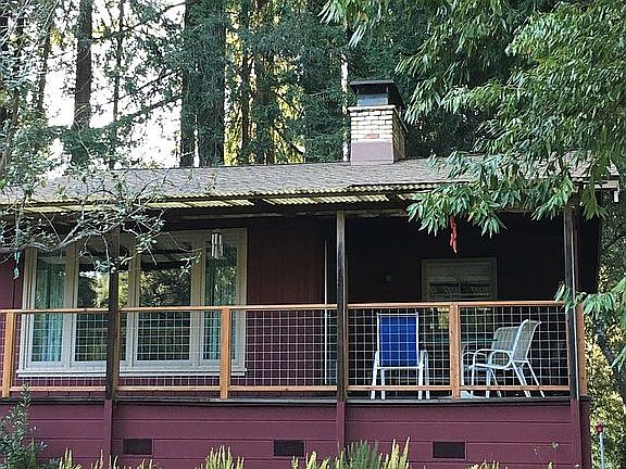 3rd image of 15910 Riverlands Ave