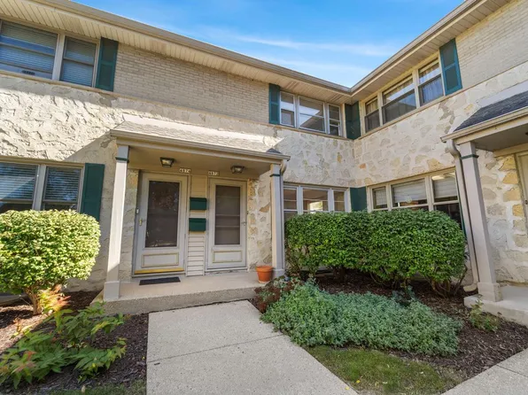 4872 North Shoreland AVENUE, Whitefish Bay, WI 53217