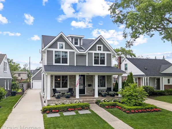 1790 Washington Blvd, Birmingham, MI 48009