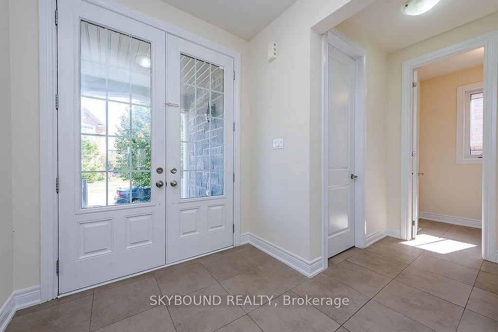4 bed, $3,700 — Photo 4