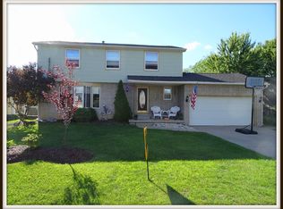 9 Robin Ct, Buffalo, NY 14224