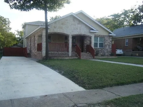 2746 Kingston St, Dallas, TX 75211