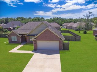 957 Isabella St, Sulphur, LA 70663