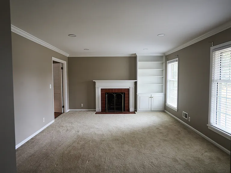 2432 Merriwood Dr — Photo 3