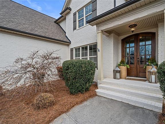 3rd image of 1565 Sweetgrass Trl