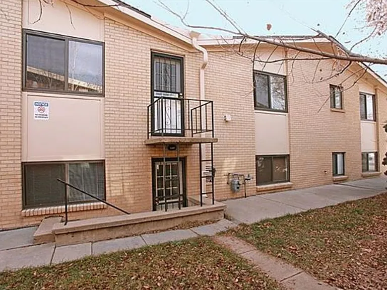 3770 Owens St #C — Photo 8