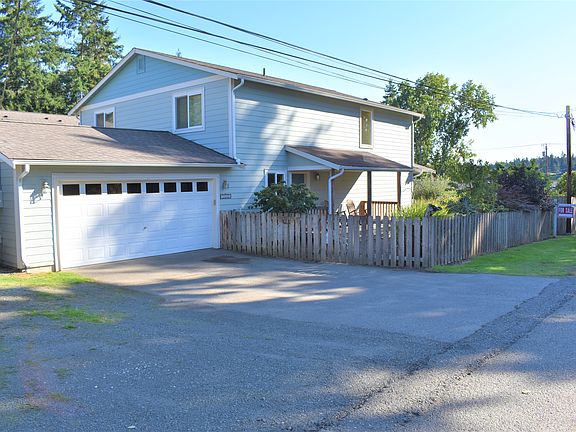 3rd image of 26060 James Ln NE