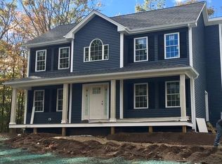 142 Reynolds Ave, Rehoboth, MA 02769
