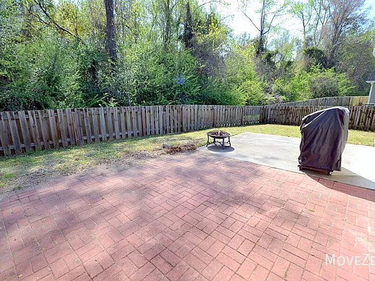 1718 Heatherstone Ln — Photo 17