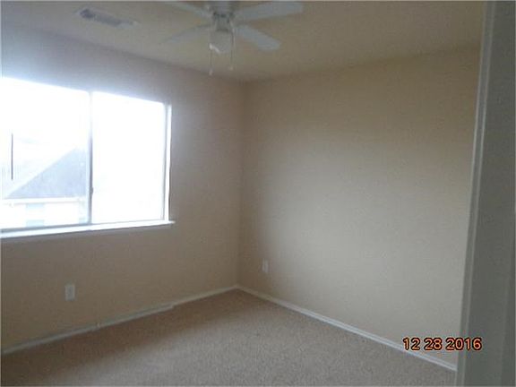 3rd image of 9002 Grackle Run Ln