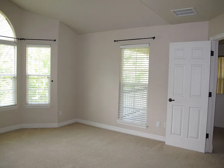 846 N 7th St — Photo 25