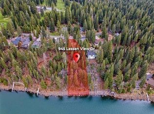 945 Lassen View Dr, Westwood, CA
