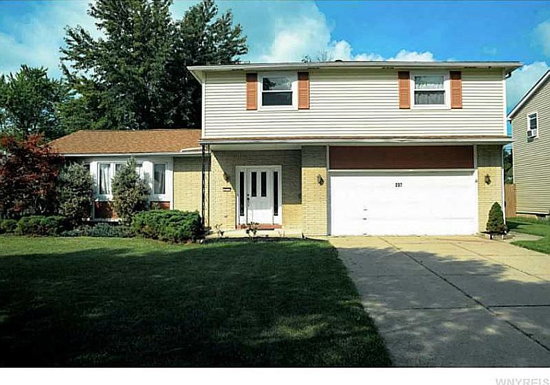 1st image of 237 Macarthur Dr