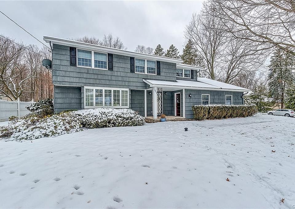 1st image of 4579 Meadowridge Dr