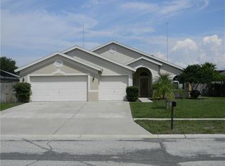 10504 Anglecrest Dr, Riverview, FL 33569
