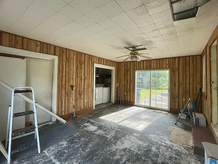 46 E Calhoun St — Photo 11
