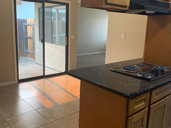 5th image of 3708 Elkhorn Blvd