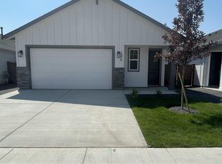1373 E Prairiefire St, Meridian, ID 83646