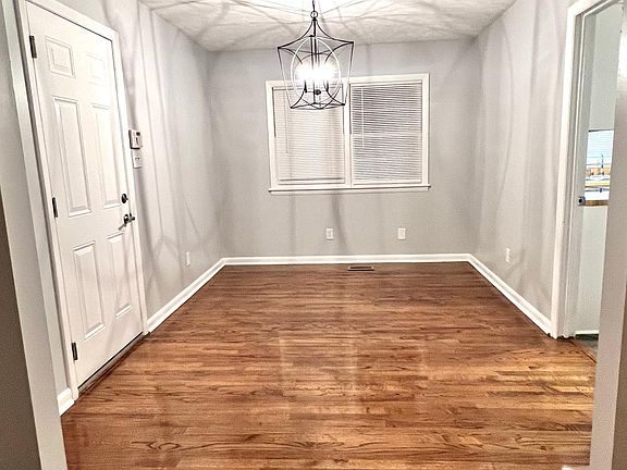 4th image of 6212 Timberland Dr