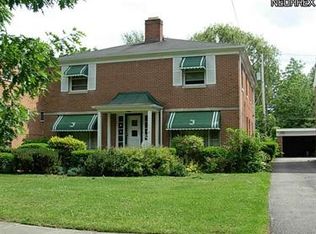 20320 Scottsdale Blvd, Shaker Heights, OH