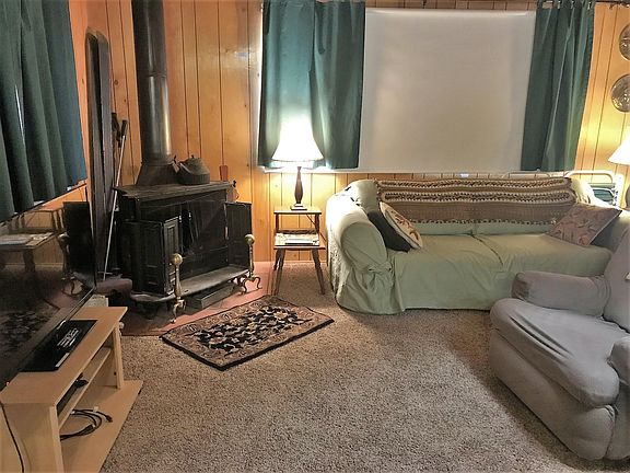 5th image of 751 Villa Grove Ave