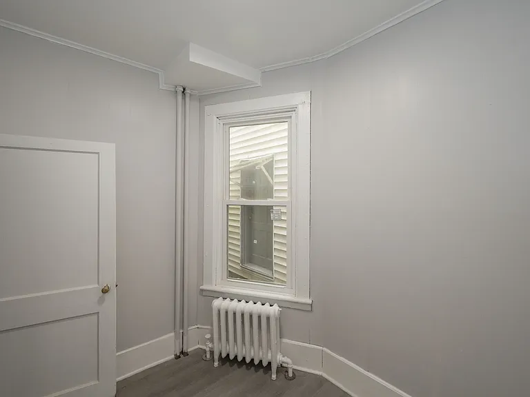 79 2nd Ave #1 — Photo 7
