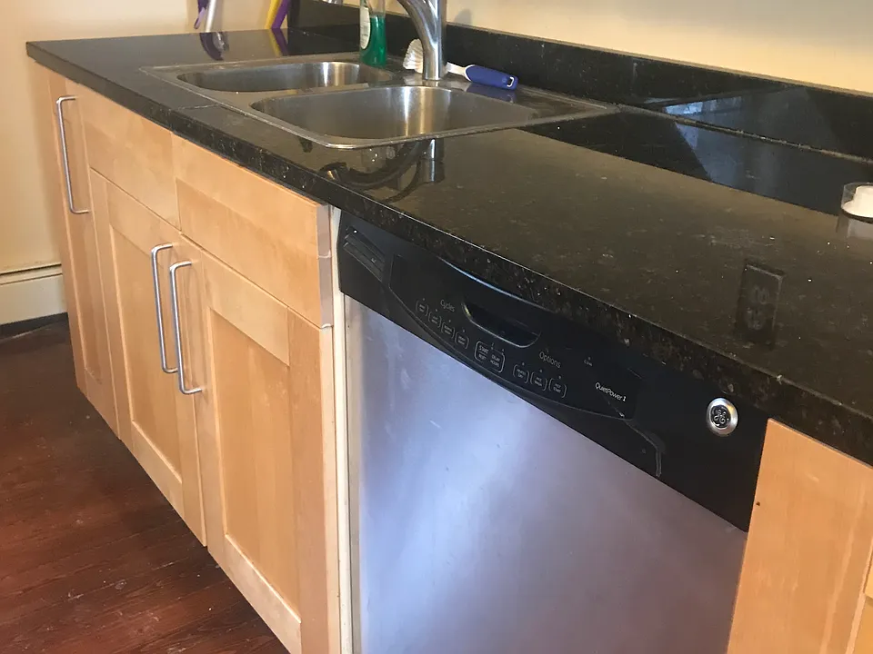 15 Jenkins St #3