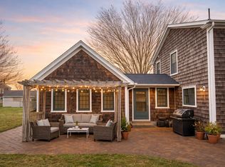 2678 E Main Rd, Portsmouth, RI 02871