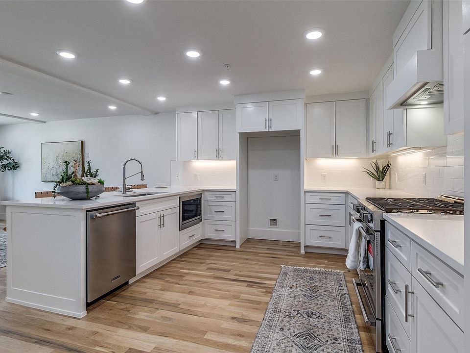 1st image of 4701 San Jacinto St #103