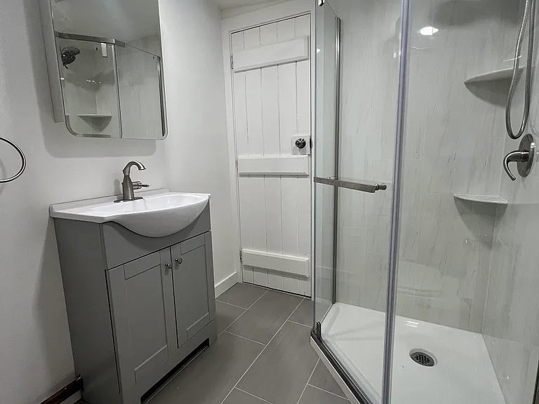 9 Basin St — Photo 8