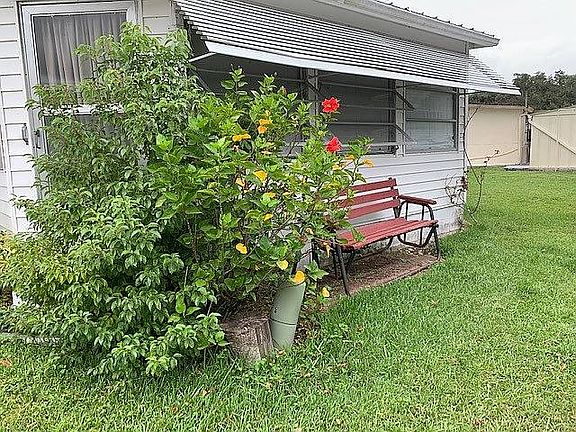 4th image of 1208 Lee St Lot 182