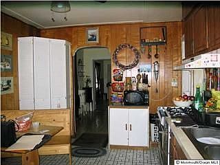 5th image of 260 Sheridan Ave
