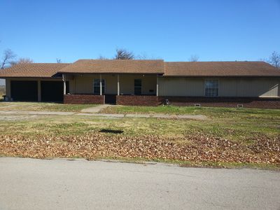 333 S Hickory St, Nowata, OK, 74048