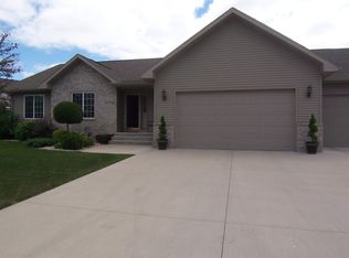 1619 Overlook Ridge Rd, Brookings, SD 57006