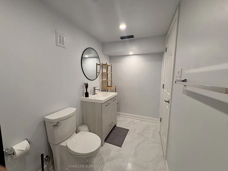 77 Horning Dr E — Photo 5