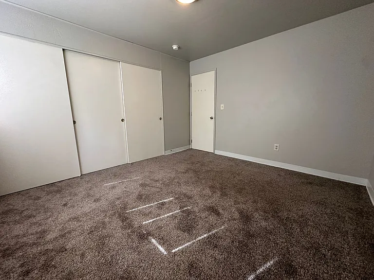 Cascade Court Apartments — Photo 6