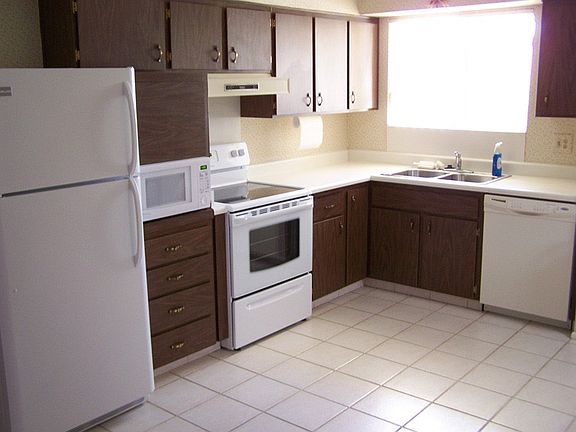 5th image of 10319 W Sierra Dawn Dr