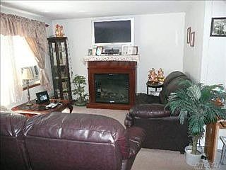 1st image of 10 Lollypine Ln