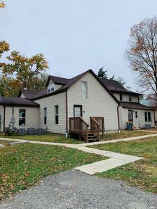 416 N Lincoln St, Bloomington, IN, 47401