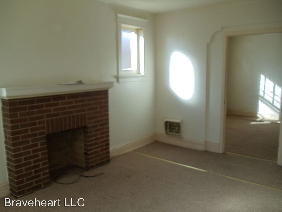 2nd image of 3931A Keokuk St
