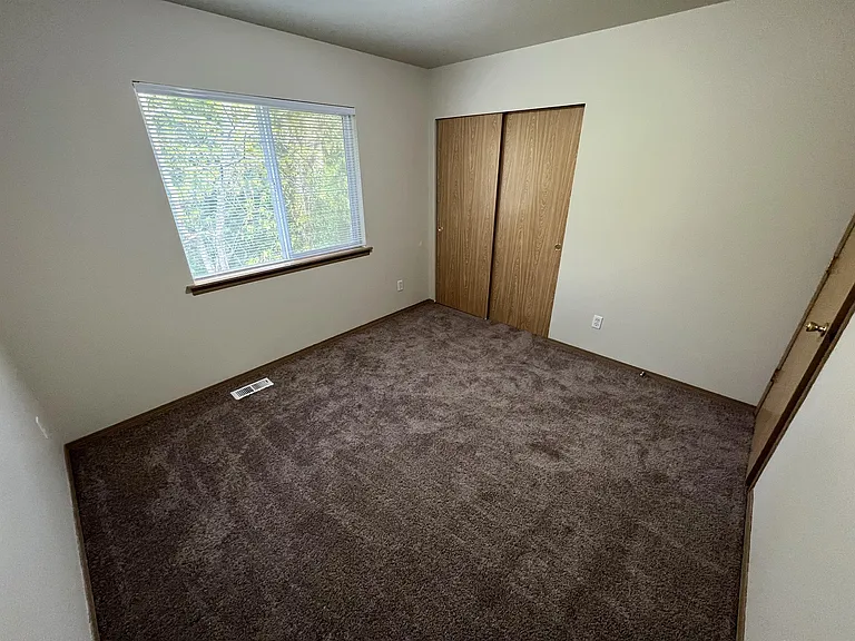 414 91st Ave SE #B — Photo 30