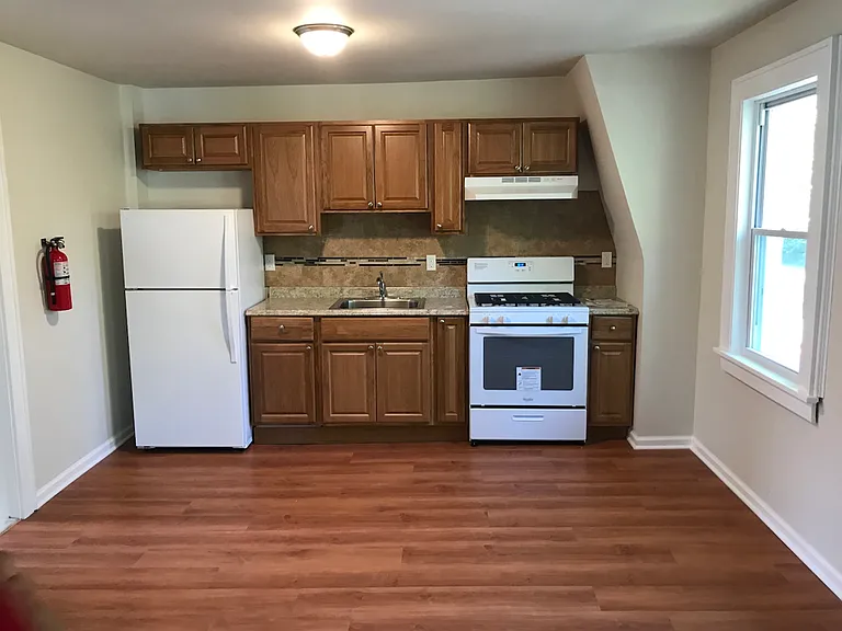 1220 Grant Ave #2 — Photo 14