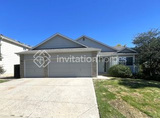 2224 S Ventura St, Aurora, CO 80013